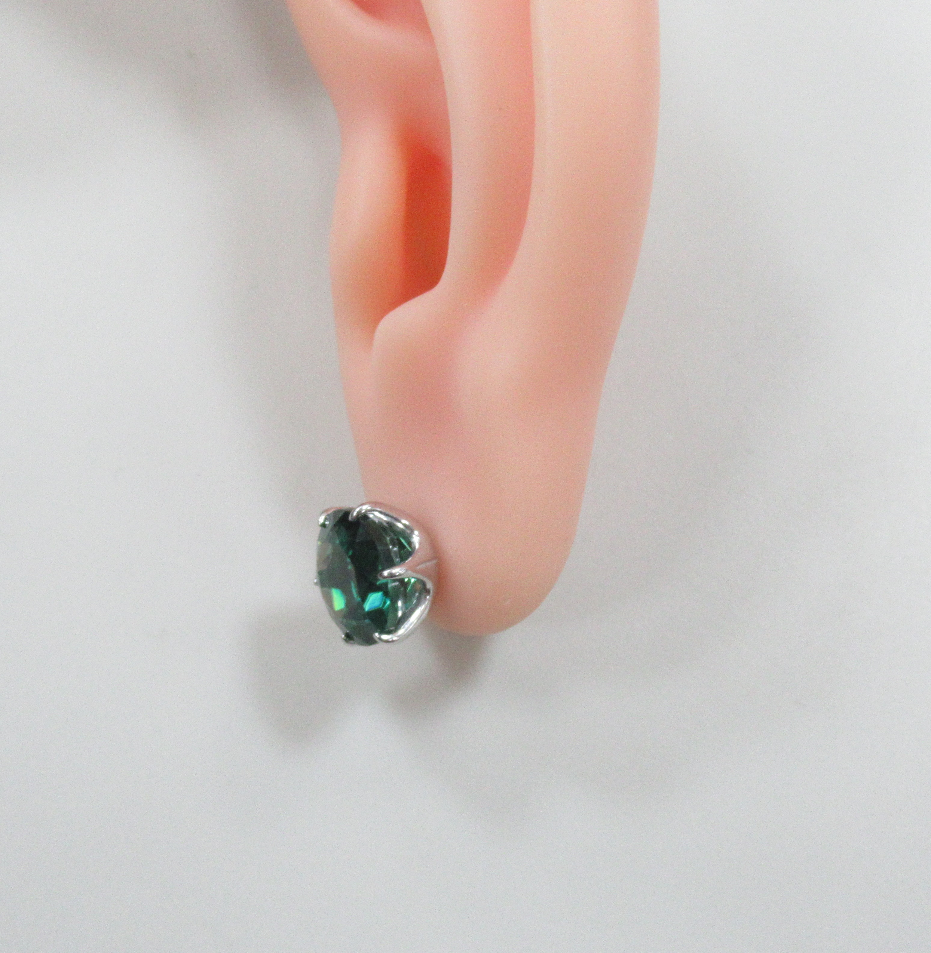 Серебряные серьги-пусеты с празиолитами